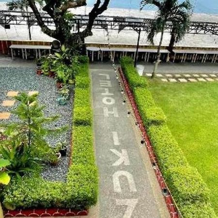 Suzuki Beach Hotel Olongapo Eksteriør bilde