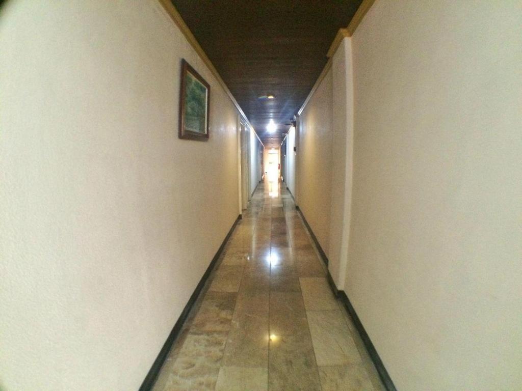 Suzuki Beach Hotel Olongapo Eksteriør bilde