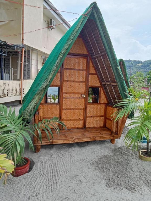 Suzuki Beach Hotel Olongapo Eksteriør bilde