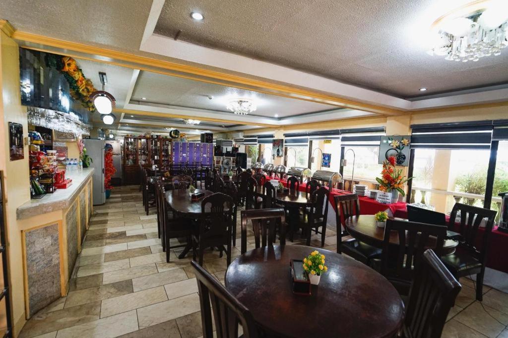 Suzuki Beach Hotel Olongapo Eksteriør bilde